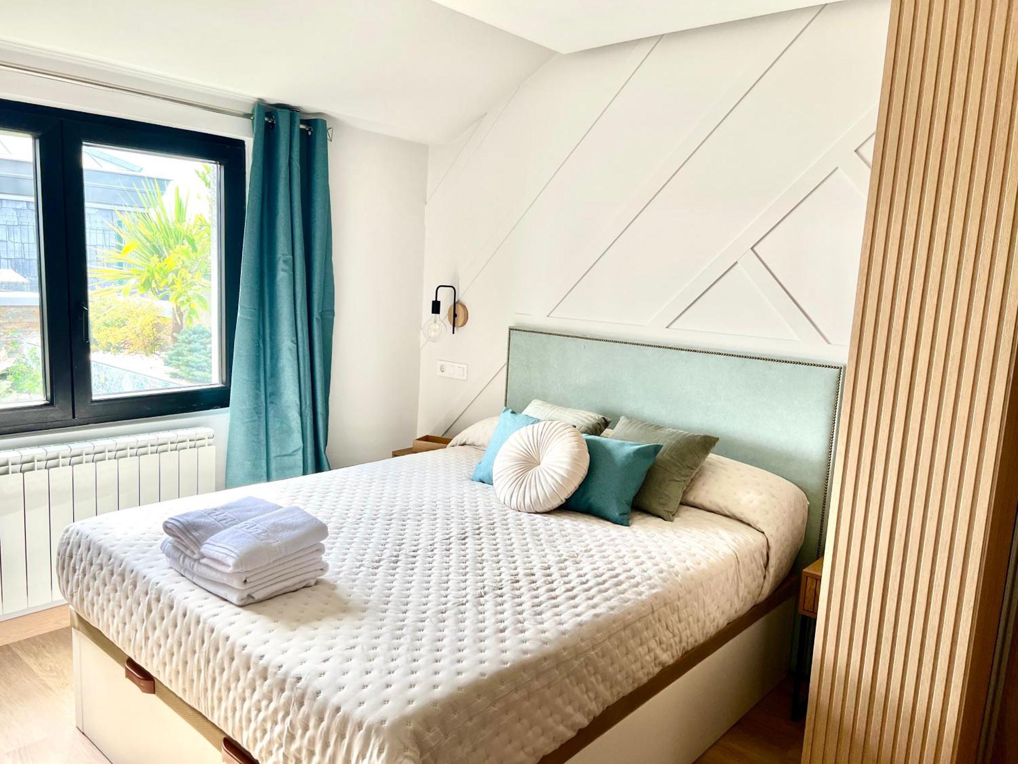Lucus Skyline & Terrace Apartment Lugo Bagian luar foto